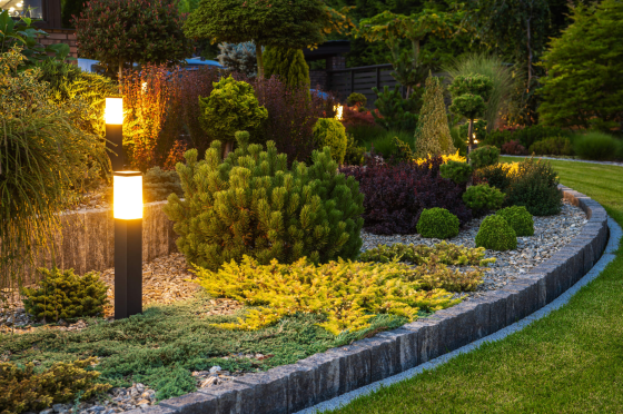 Svietidlá do záhrady – 5 tipov, ako si vybrať vhodné osvetlenie